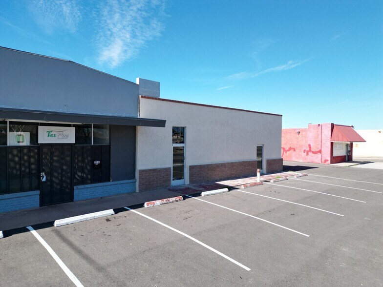 2010 S Park Ave, Tucson, AZ à louer - Photo du bâtiment - Image 1 de 3