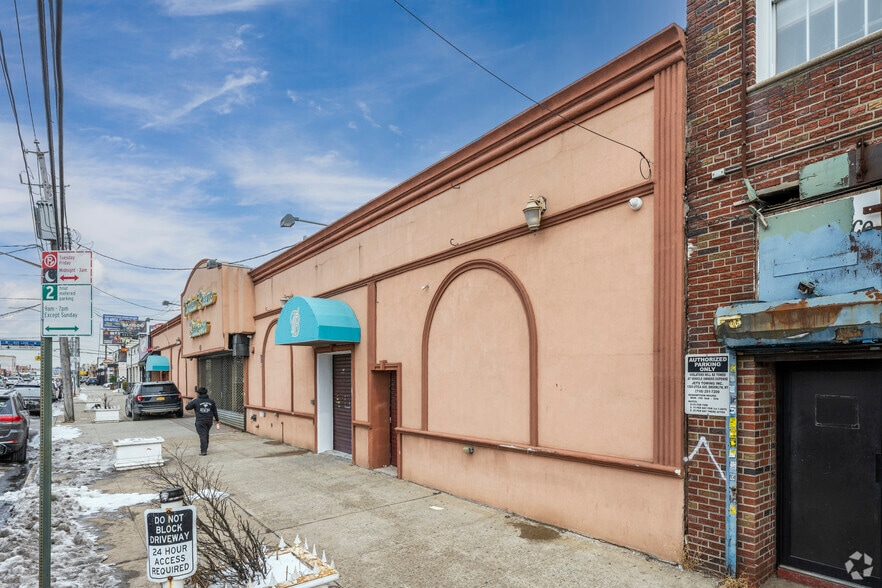 1363-1372 Utica Ave, Brooklyn, NY for lease - Building Photo - Image 3 of 29