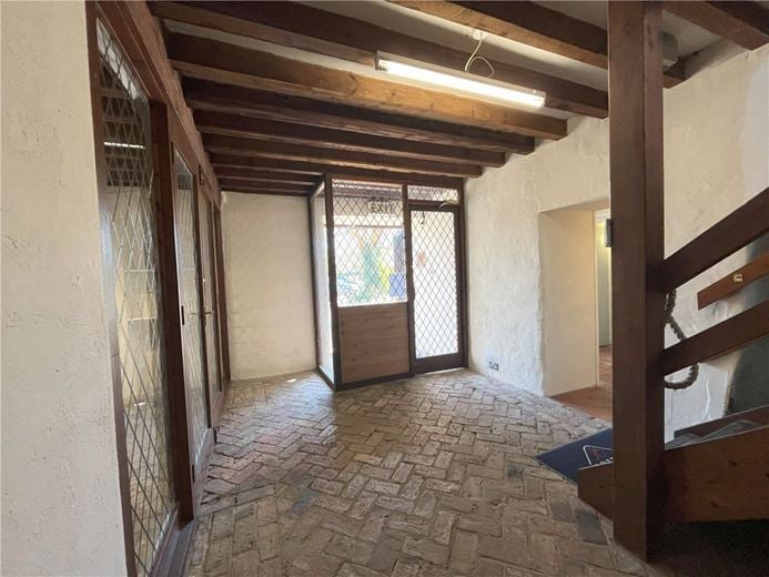 11 Tower Rd, Ely for lease - Interior Photo - Image 3 of 4