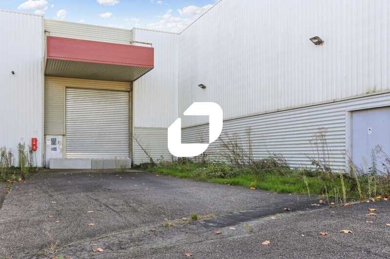 Flex dans Lisses à louer - Photo du bâtiment - Image 3 de 14