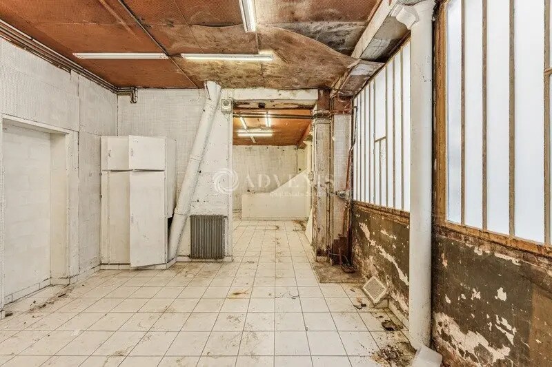 Office in Paris for sale - Building Photo - Image 3 of 9