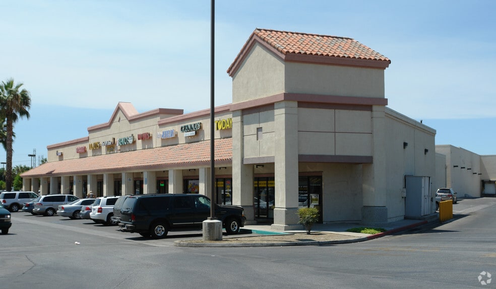 8040 White Ln, Bakersfield, CA for lease - Building Photo - Image 1 of 9