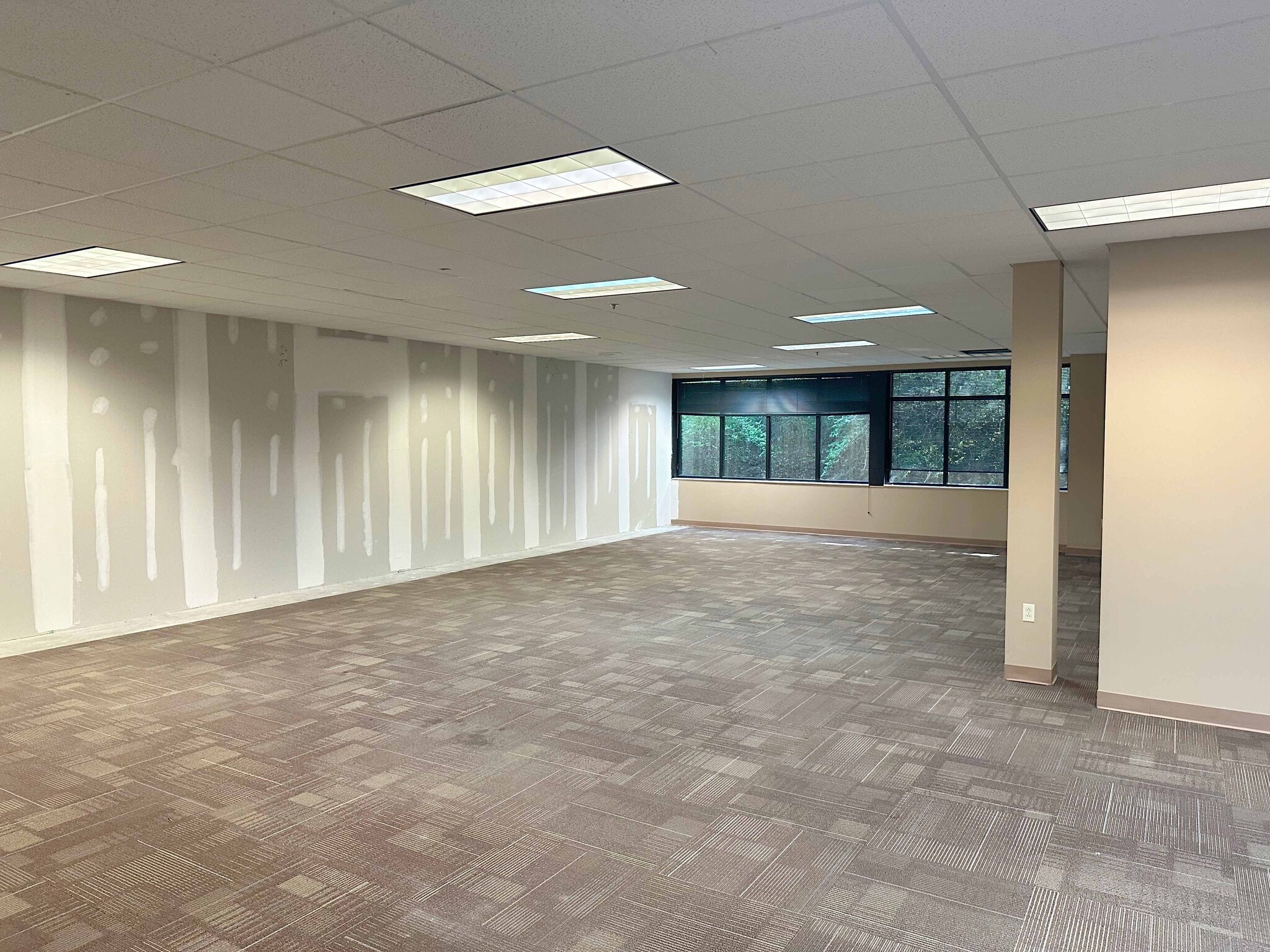 1972 Gadsden Hwy, Birmingham, AL for lease Interior Photo- Image 1 of 1