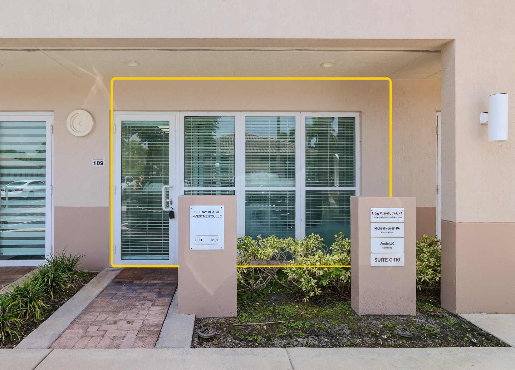 5220 S University Dr, Davie, FL à vendre Photo du bâtiment- Image 1 de 23