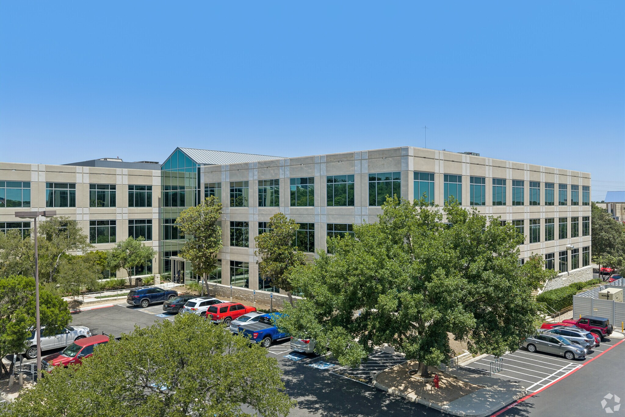4511 Horizon Hill Blvd, San Antonio, TX à louer Photo du bâtiment- Image 1 de 27