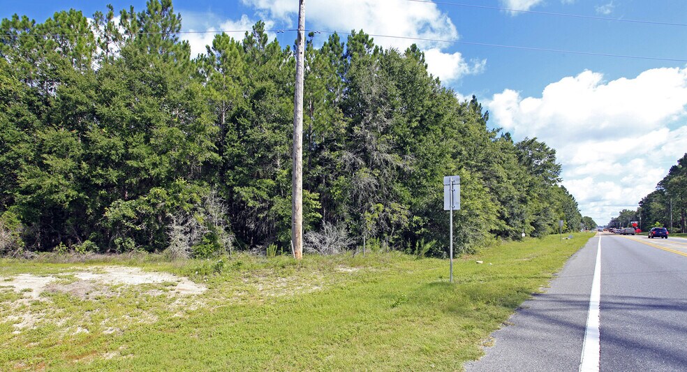 2526 Crawfordville Hwy, Crawfordville, FL à vendre - Photo du bâtiment - Image 2 de 6