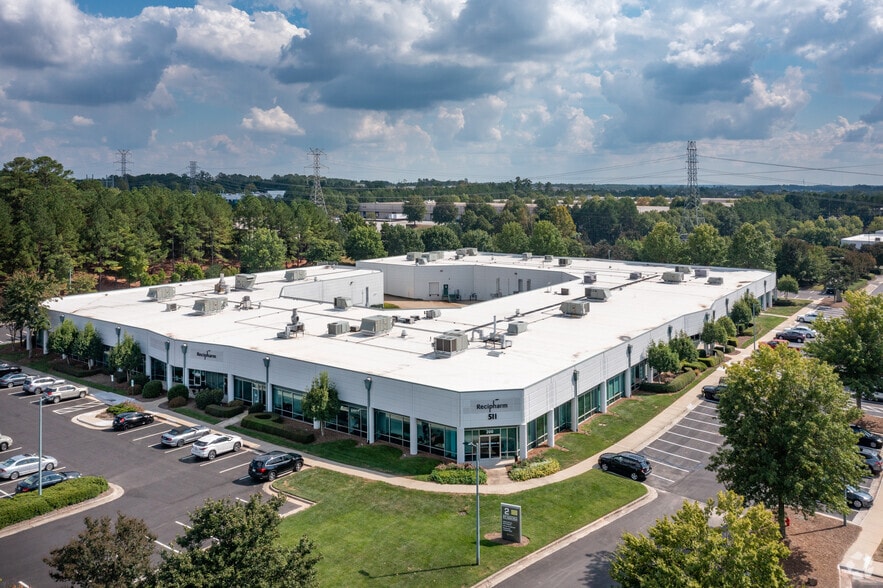 511 Davis Dr, Morrisville, NC for lease - Building Photo - Image 2 of 2