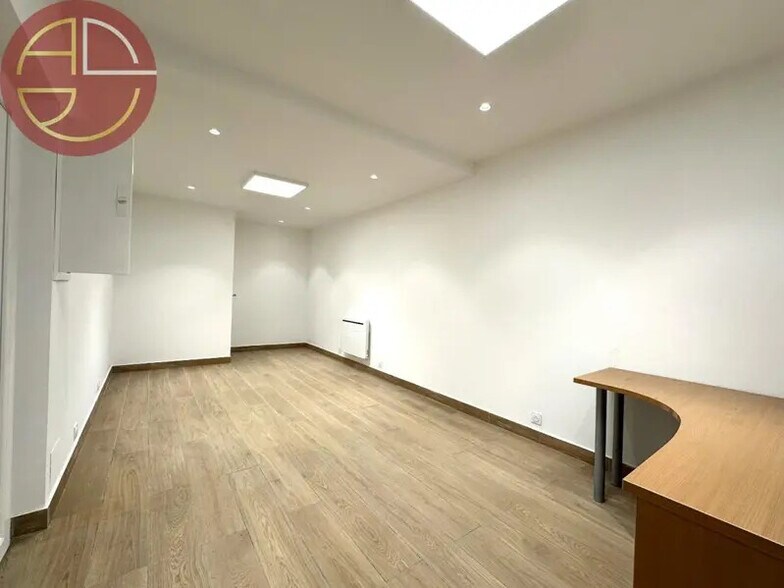 Office in Tournefeuille for sale - Interior Photo - Image 2 of 4