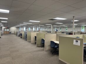 2280 Schuetz Rd, Maryland Heights, MO for sale Interior Photo- Image 2 of 3