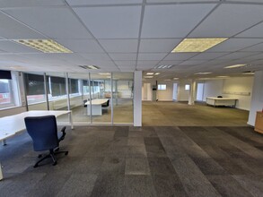 10 Ronald St, Nottingham for lease Interior Photo- Image 2 of 6