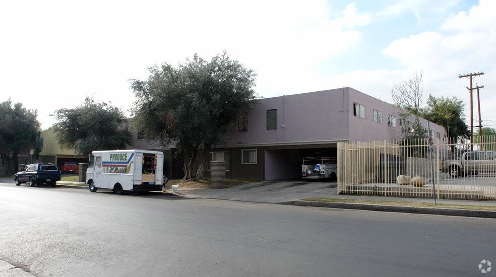 8955 Columbus Ave, North Hills, CA for sale - Building Photo - Image 2 of 2