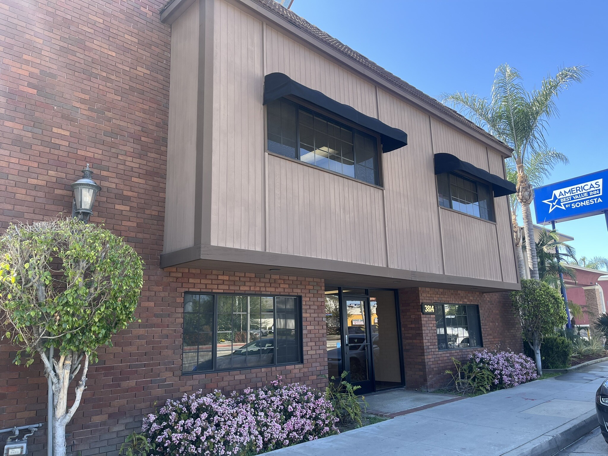 3814 Colorado Blvd, Pasadena, CA for lease Primary Photo- Image 1 of 11