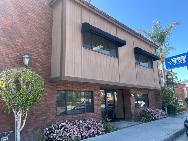 Plus de détails pour 3814 Colorado Blvd, Pasadena, CA - Bureau à louer