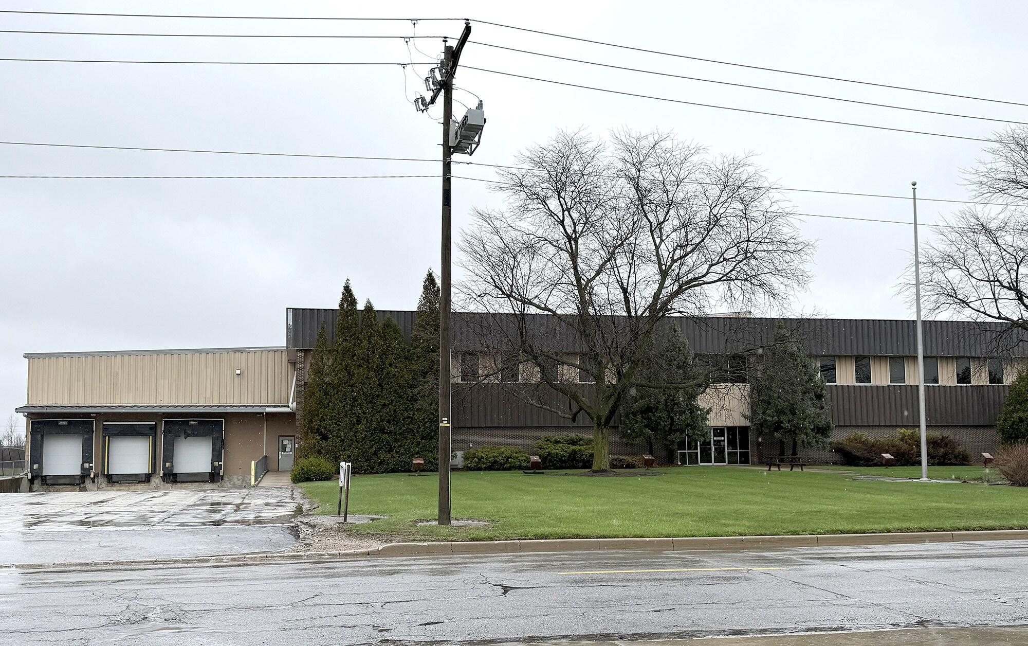 2100 Cedar St, Fremont, OH à vendre Photo principale- Image 1 de 18