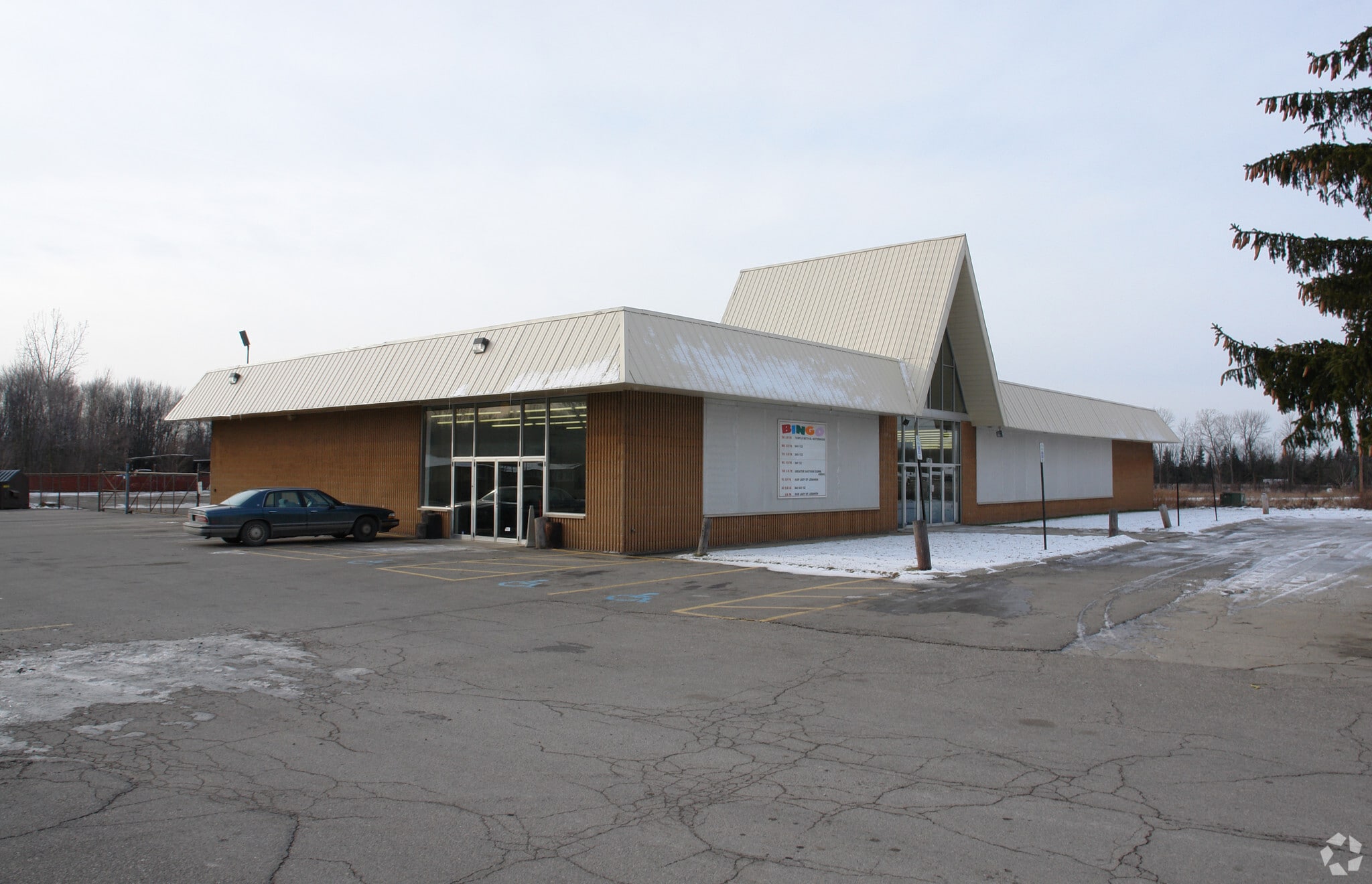 3497 W Pasadena Ave, Flint, MI for sale Building Photo- Image 1 of 3