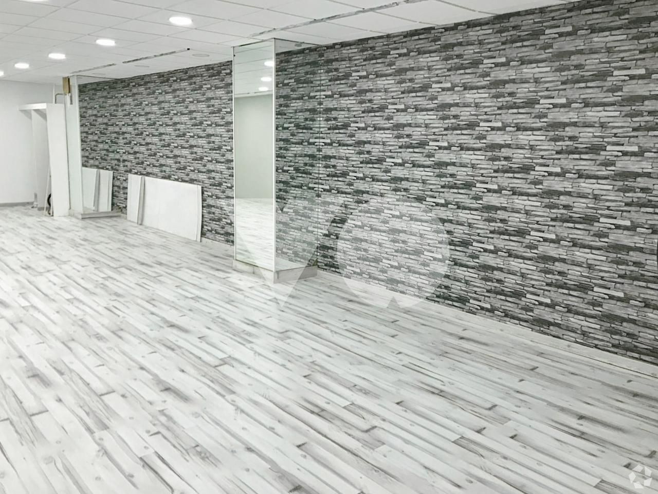 Immeuble residentiel dans Collado Villalba, Madrid à vendre Photo intérieure- Image 1 de 2