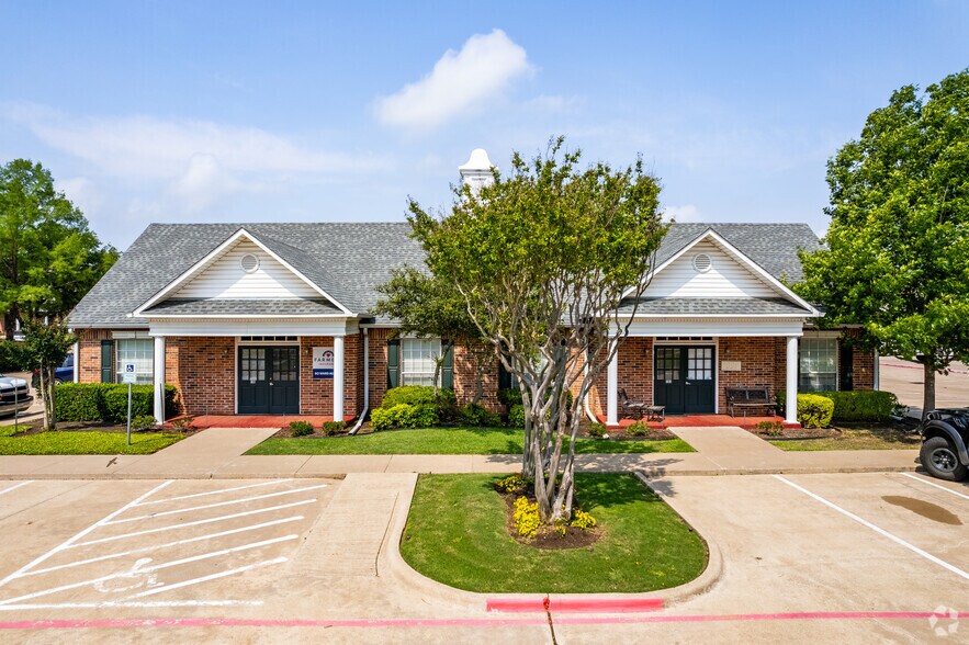 6021 Morriss Rd, Flower Mound, TX à louer - Photo du bâtiment - Image 2 de 17