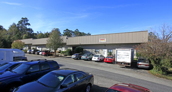 2820 Industrial Plaza Dr, Tallahassee FL - Entrepôt