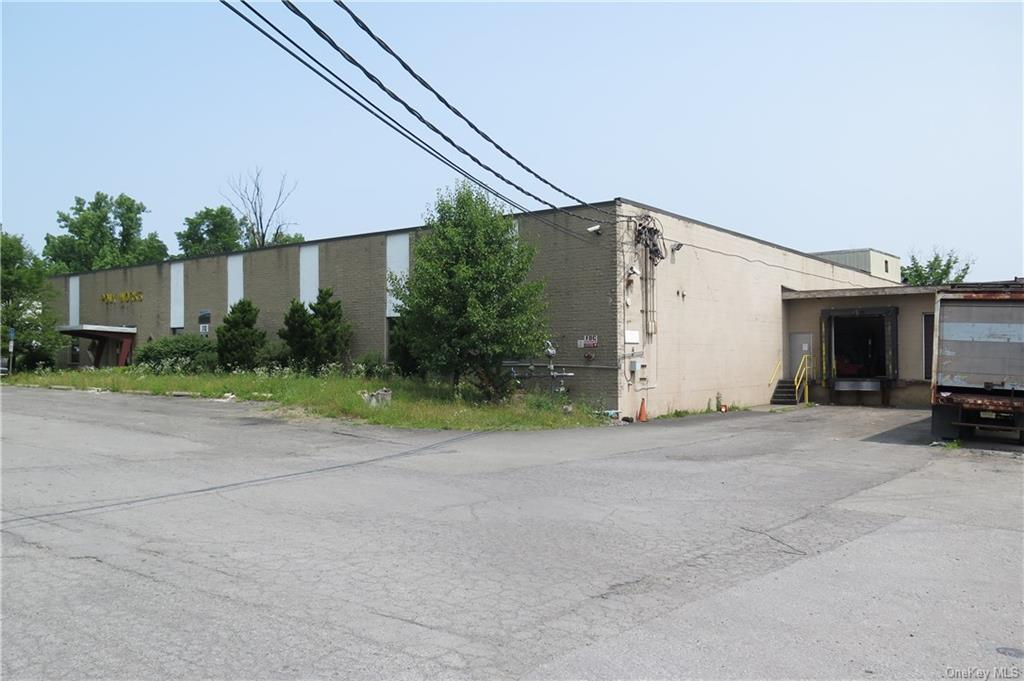 110 Corporate Dr, New Windsor, NY for lease Primary Photo- Image 1 of 11