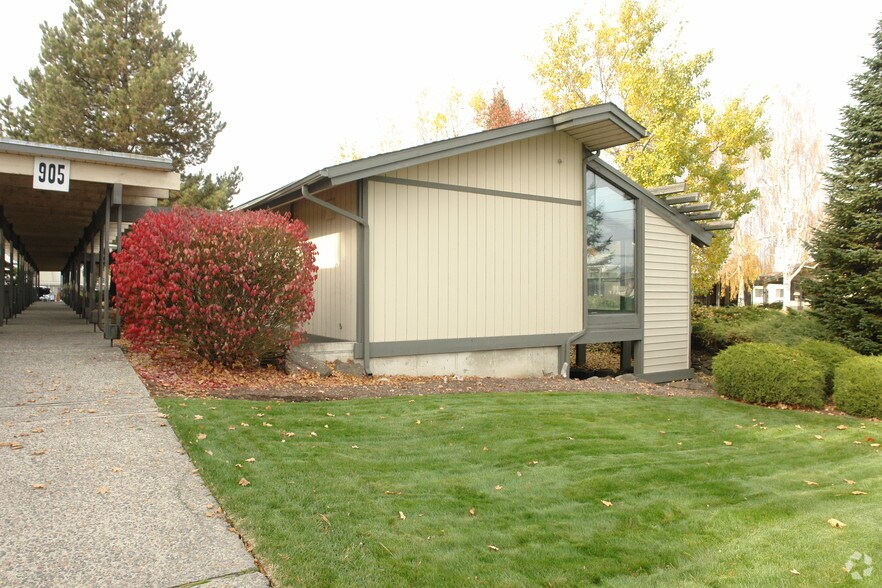 909 N Pines Rd, Spokane Valley, WA à vendre - Photo du bâtiment - Image 3 de 10
