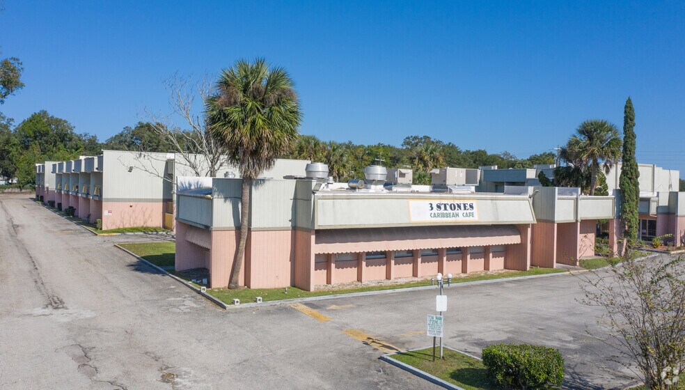 6237 Arlington Expy, Jacksonville, FL à vendre - Photo du bâtiment - Image 3 de 7
