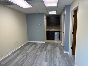 14902 Winding Creek Ct, Tampa, FL à louer Photo intérieure- Image 1 de 6