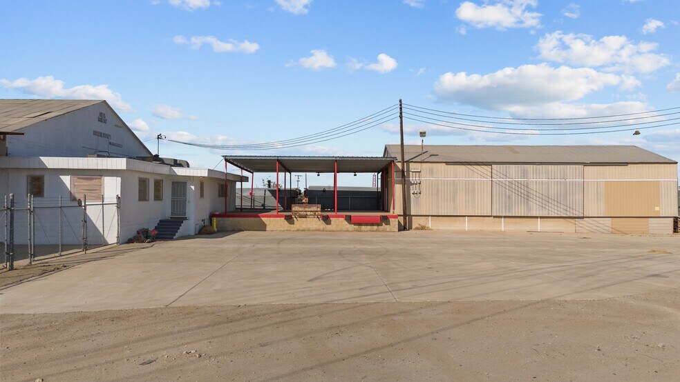 550 Highway 46, Wasco, CA à vendre - Photo du bâtiment - Image 3 de 61