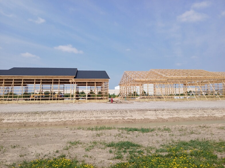 Oregon Rd, Perrysburg, OH for lease - Building Photo - Image 3 of 7