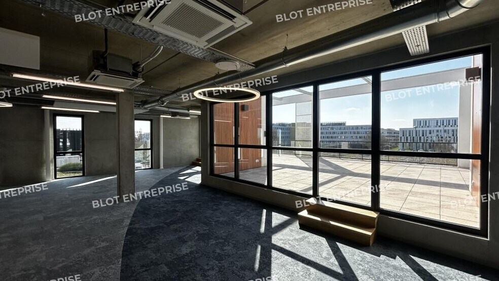 Office in Cesson-Sévigné for lease - Building Photo - Image 2 of 5
