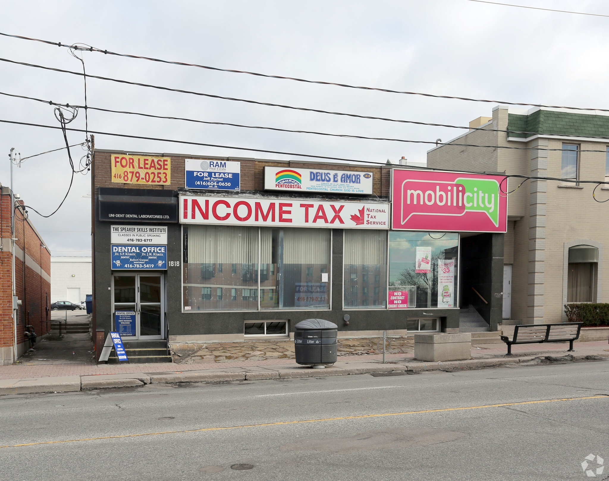 1818 Eglinton Ave W, Toronto, ON à vendre Photo principale- Image 1 de 1