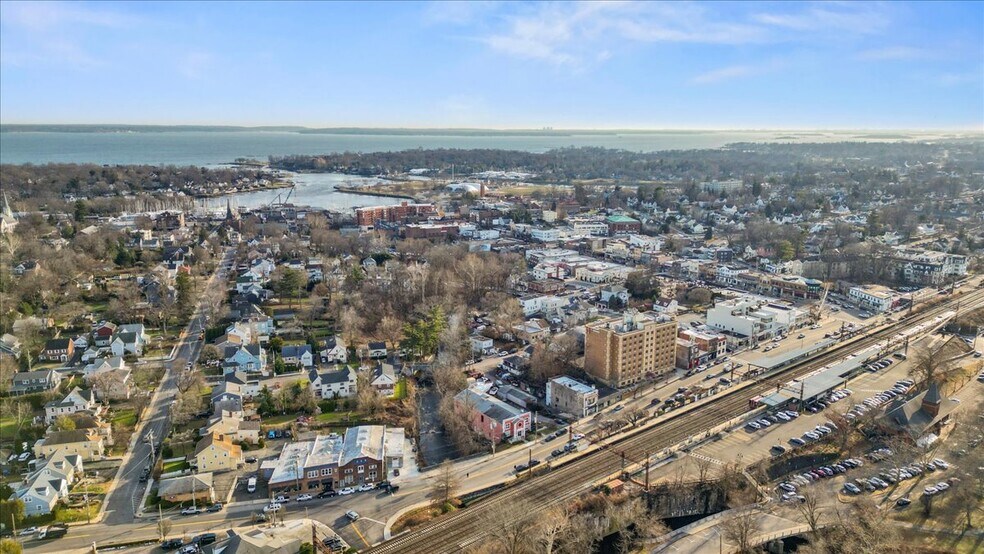 313 Halstead Ave, Mamaroneck, NY à louer - Photo du bâtiment - Image 2 de 6