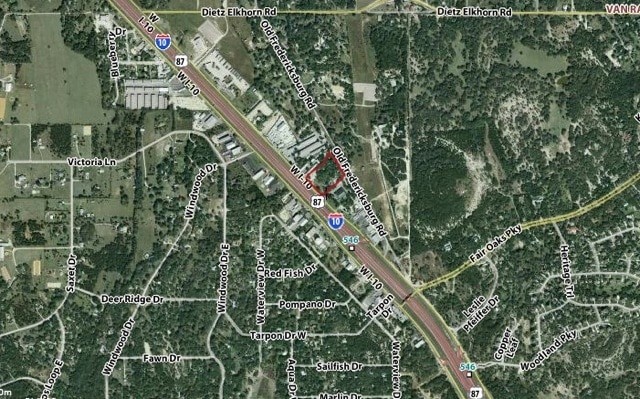 28660 IH-10, Boerne, TX à vendre - Photo du bâtiment - Image 2 de 13