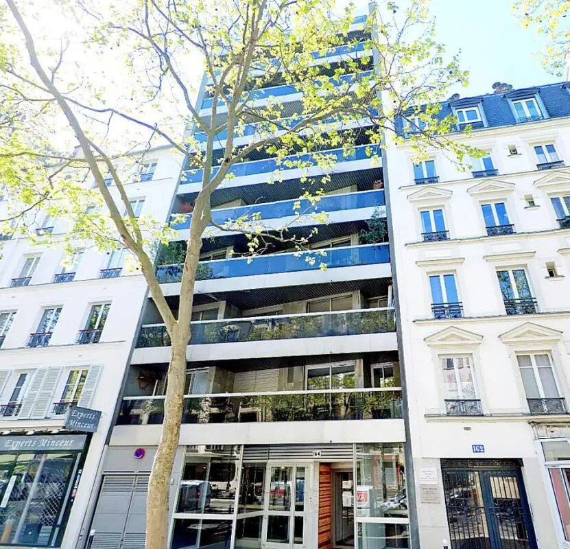 Bureau dans Paris à vendre Photo du bâtiment- Image 1 de 2