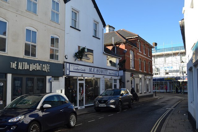 2-6 Turk St, Alton à vendre - Photo du bâtiment - Image 2 de 11