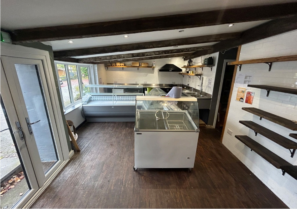 4 Balfron Rd, Killearn for lease Interior Photo- Image 1 of 2