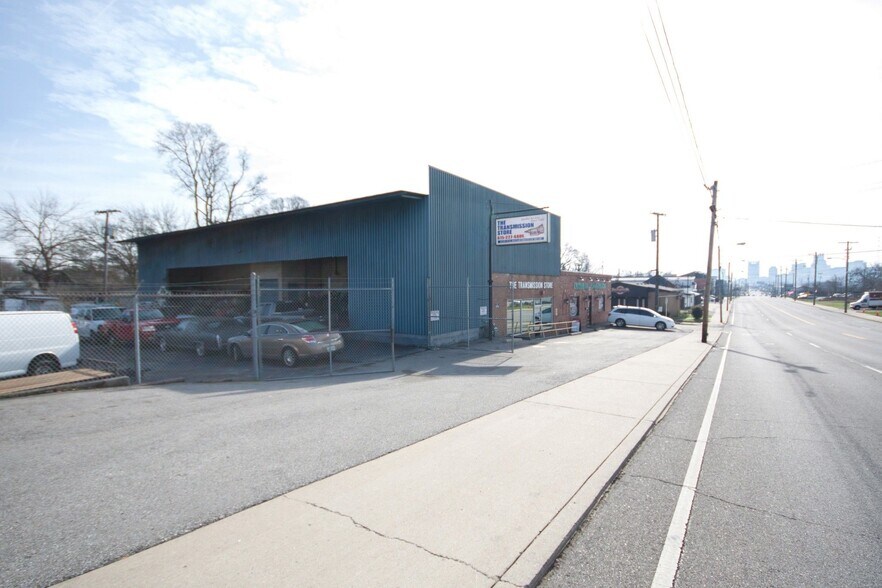 1201-1203 Dickerson Pike, Nashville, TN à louer - Photo du bâtiment - Image 3 de 17