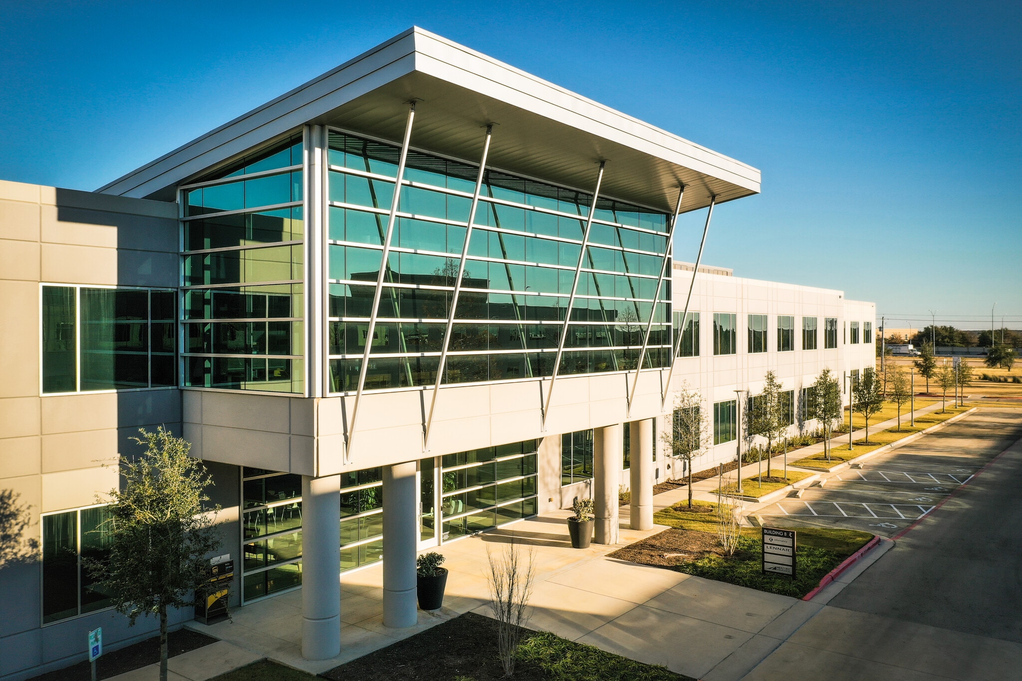 13620 Ranch Road 620 N, Austin, TX for lease Building Photo- Image 1 of 18