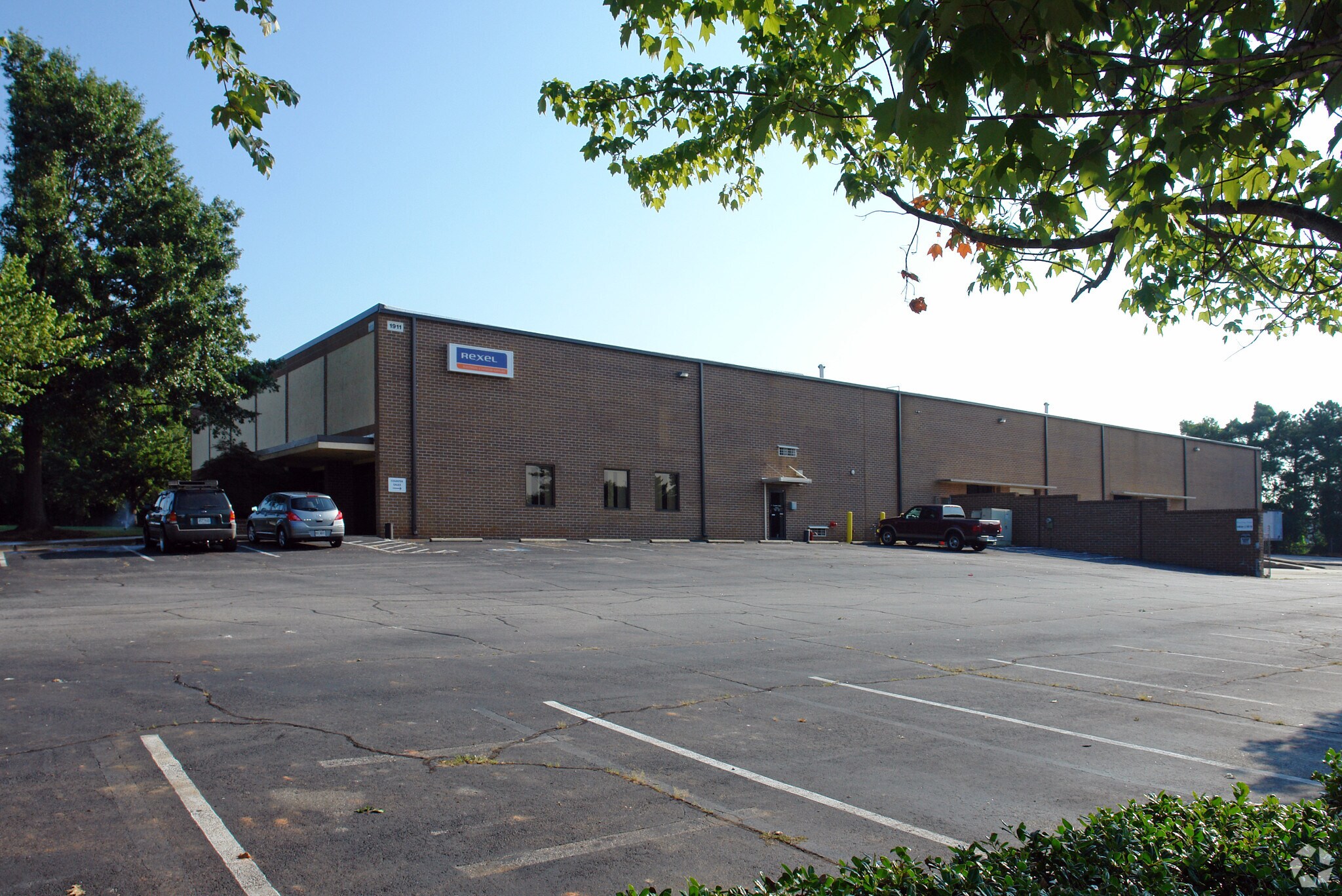 1911 Mountain Industrial Blvd, Tucker, GA for lease Primary Photo- Image 1 of 4
