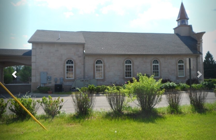 11091 16 1/2 Mile Rd, Sterling Hts, MI à louer - Photo du bâtiment - Image 2 de 2