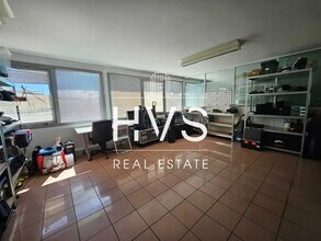 Bureau dans Aix-en-Provence à louer Photo intérieure- Image 1 de 4