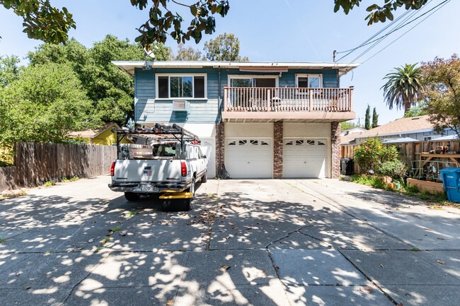 More details for 1110 Allerton St, Redwood City, CA - Multifamily for Sale