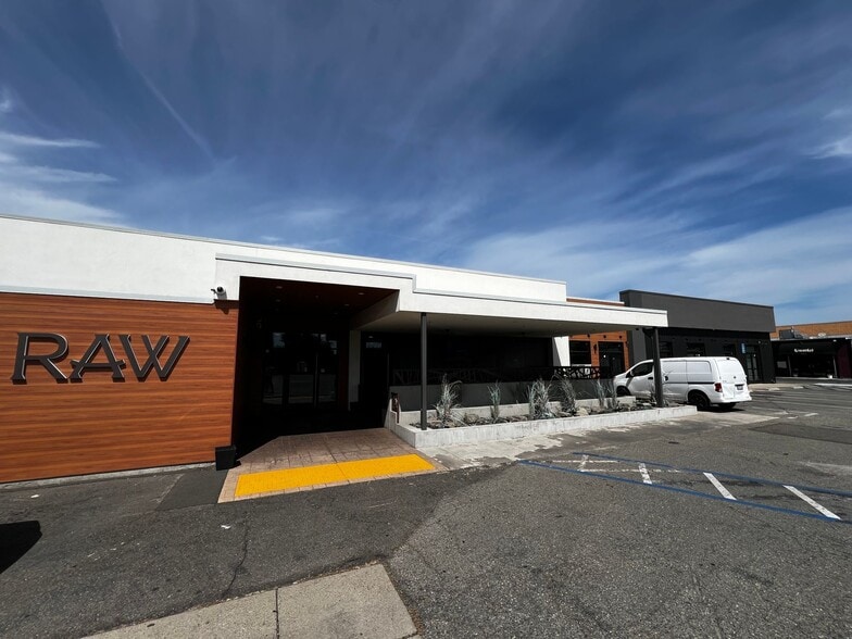 2167 Hilltop Dr, Redding, CA for lease - Building Photo - Image 2 of 9