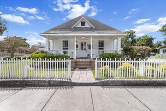 Plus de détails pour 401 Tompkins St, Inverness, FL - Vente au détail à vendre