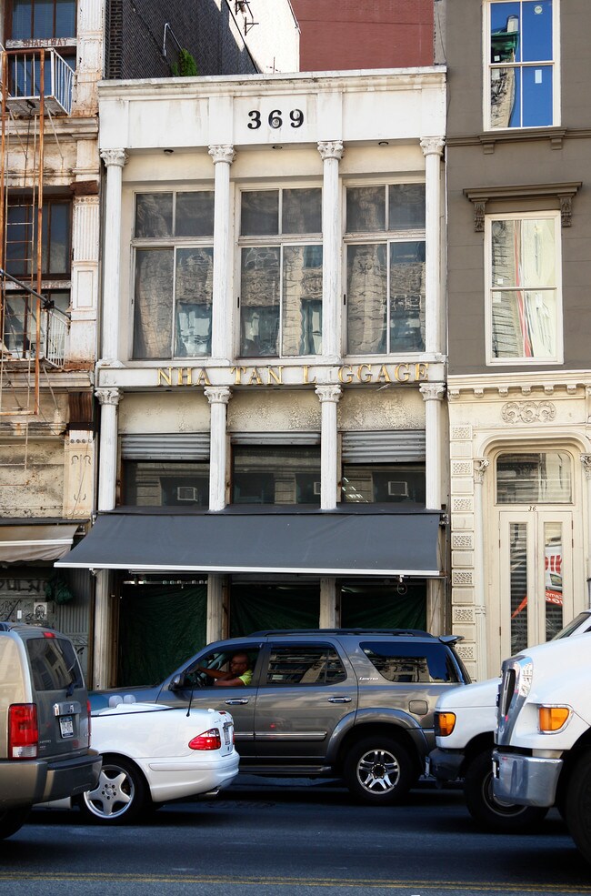 More details for 369-371 Canal St, New York, NY - Multifamily for Sale