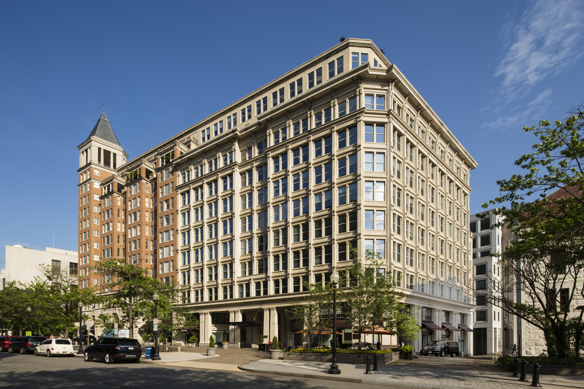 601 Pennsylvania Ave NW, Washington, DC à louer Photo du bâtiment- Image 1 de 17