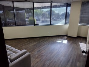 2000 N Central Expy, Plano, TX for lease Interior Photo- Image 2 of 4