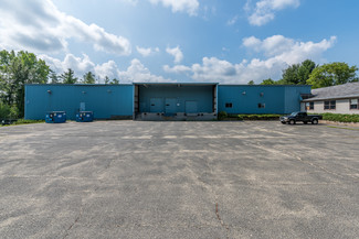 Plus de détails pour 815 Pleasant St, Lee, MA - Industriel à vendre