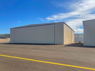 Plus de détails pour 2815 NW Aviation Dr, Roseburg, OR - Industriel à vendre