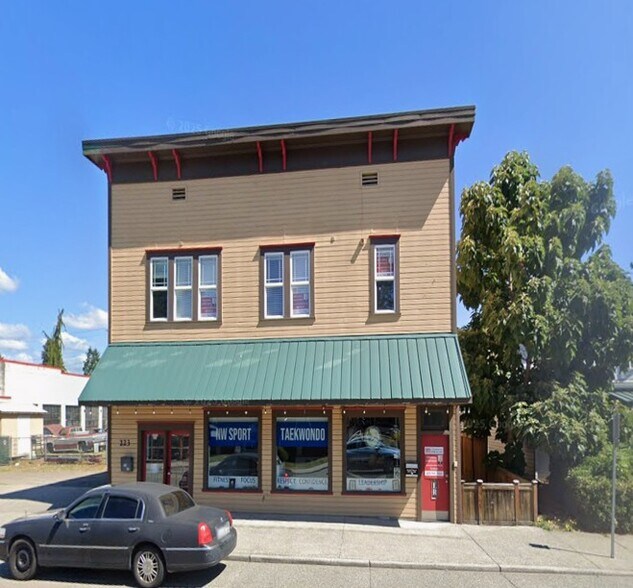 223 S Lewis St, Monroe, WA à louer - Photo du bâtiment - Image 3 de 19