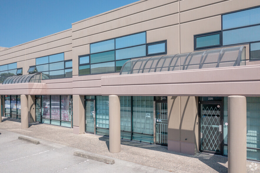 13500 Maycrest Way, Richmond, BC for lease - Building Photo - Image 3 of 5